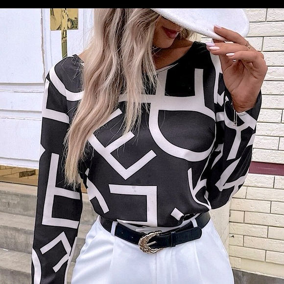 Jeweled Backless Blouse. - Picture 3 of 16